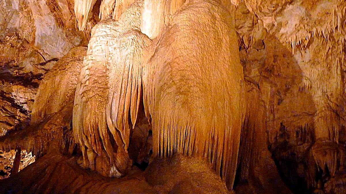 Экскурсия «Чудеса Природы – Пещера Л'Aнтро делла Коркия» (фото 8)